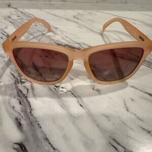 goodr - DON'T MAKE ME BLUSH - Pink Running Polarized Sunglasses